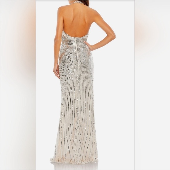 Mac Duggal 5650 Embellished Keyhole Halter Strap Draped Column Gown Size 2 NWT - Picture 4 of 11